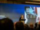 La subsecretaria de Relaciones Económicas Internacionales Paula Estévez exponiendo sobre comercio global en evento de CSAV